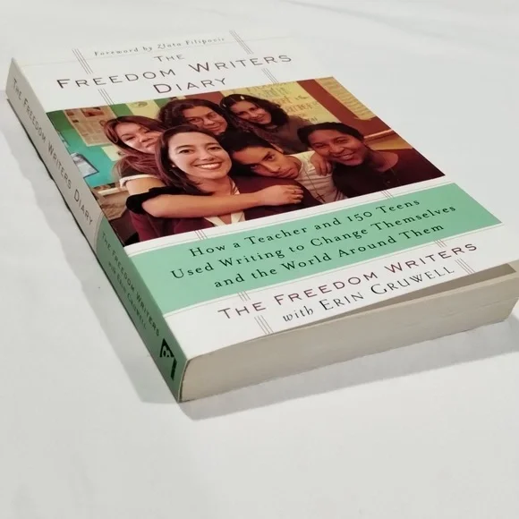 The Freedom Writers Diary Book By Erin Gruwell - Picture 5 of 5